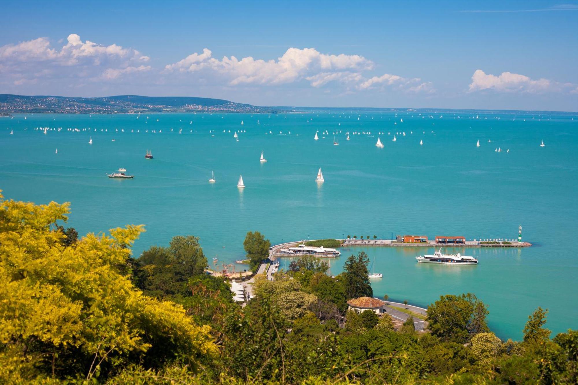 Lake Side Luxury-Steps To The Lake Lela - Happy Rentals Balatonlelle Exterior foto