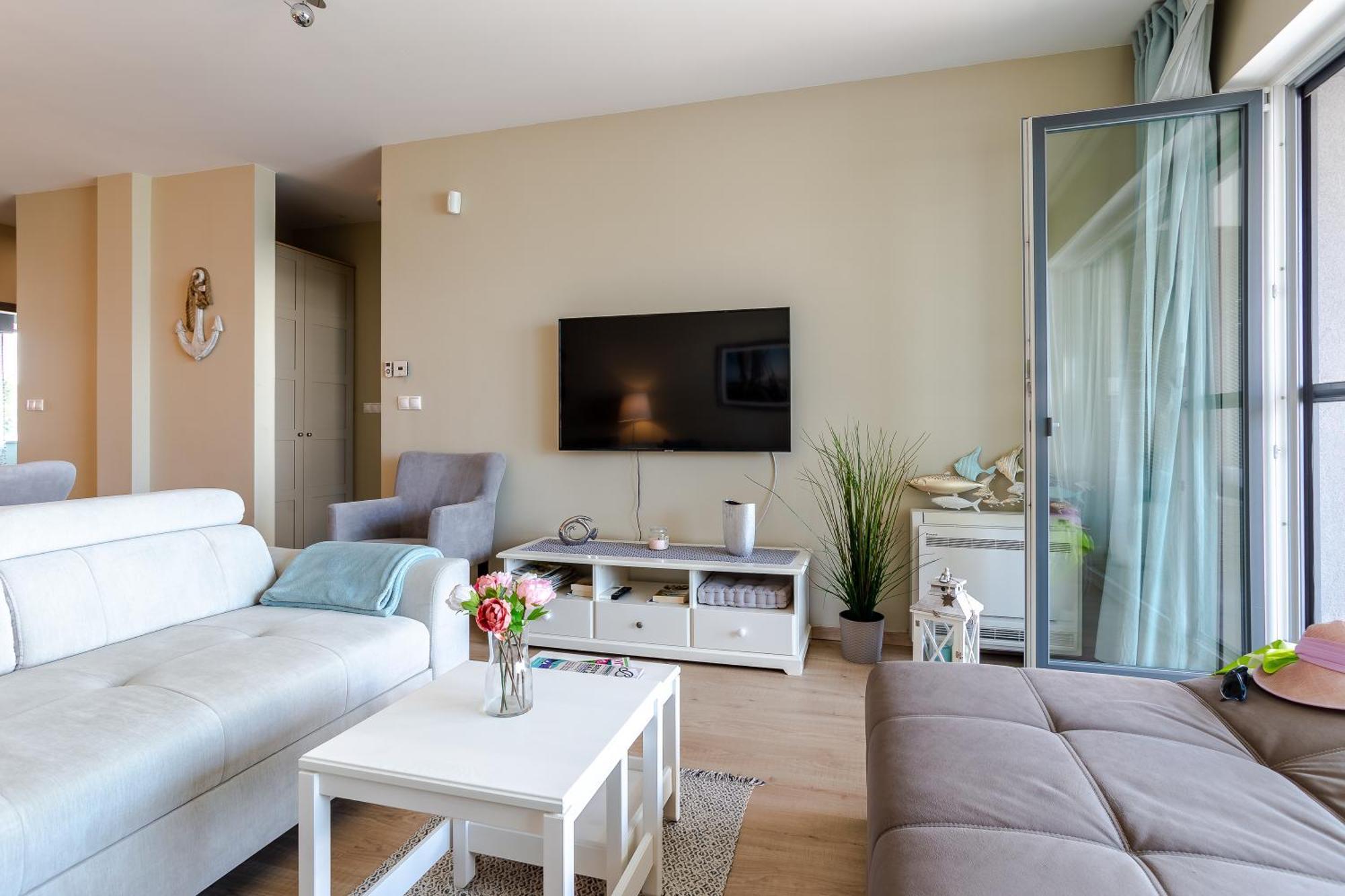 Lake Side Luxury-Steps To The Lake Lela - Happy Rentals Balatonlelle Exterior foto